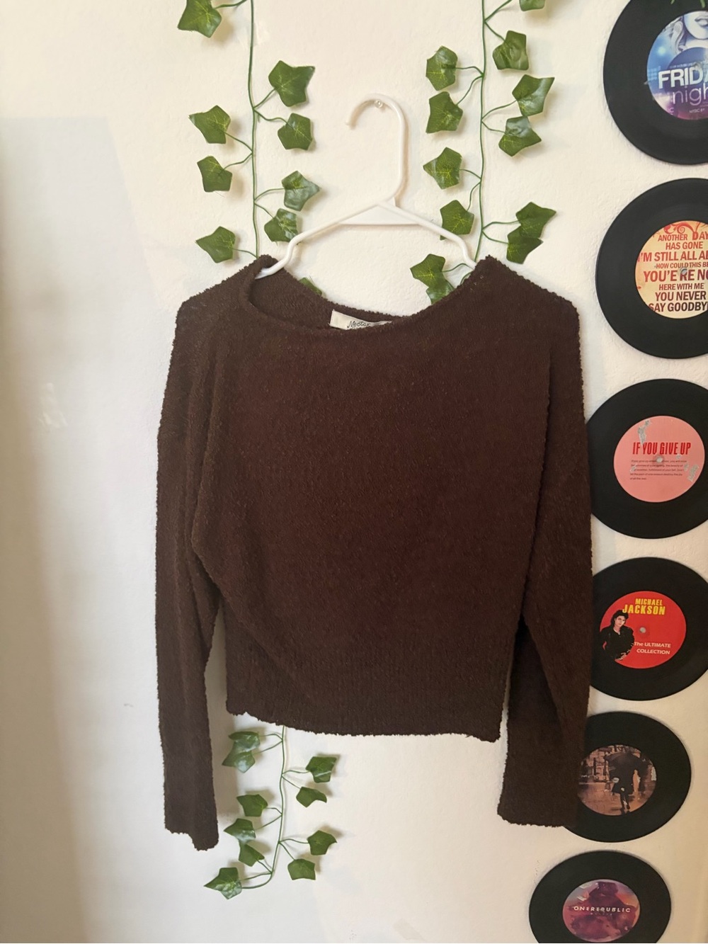 Women's Off-the-Shoulder Sweater in Brown